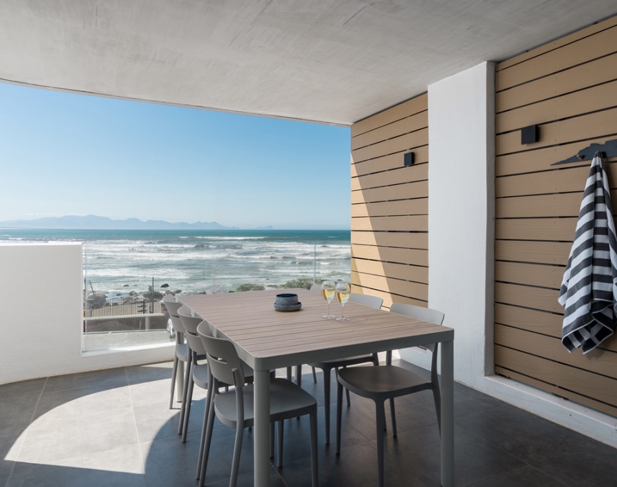 2 Bedroom Property for Sale in Muizenberg Western Cape